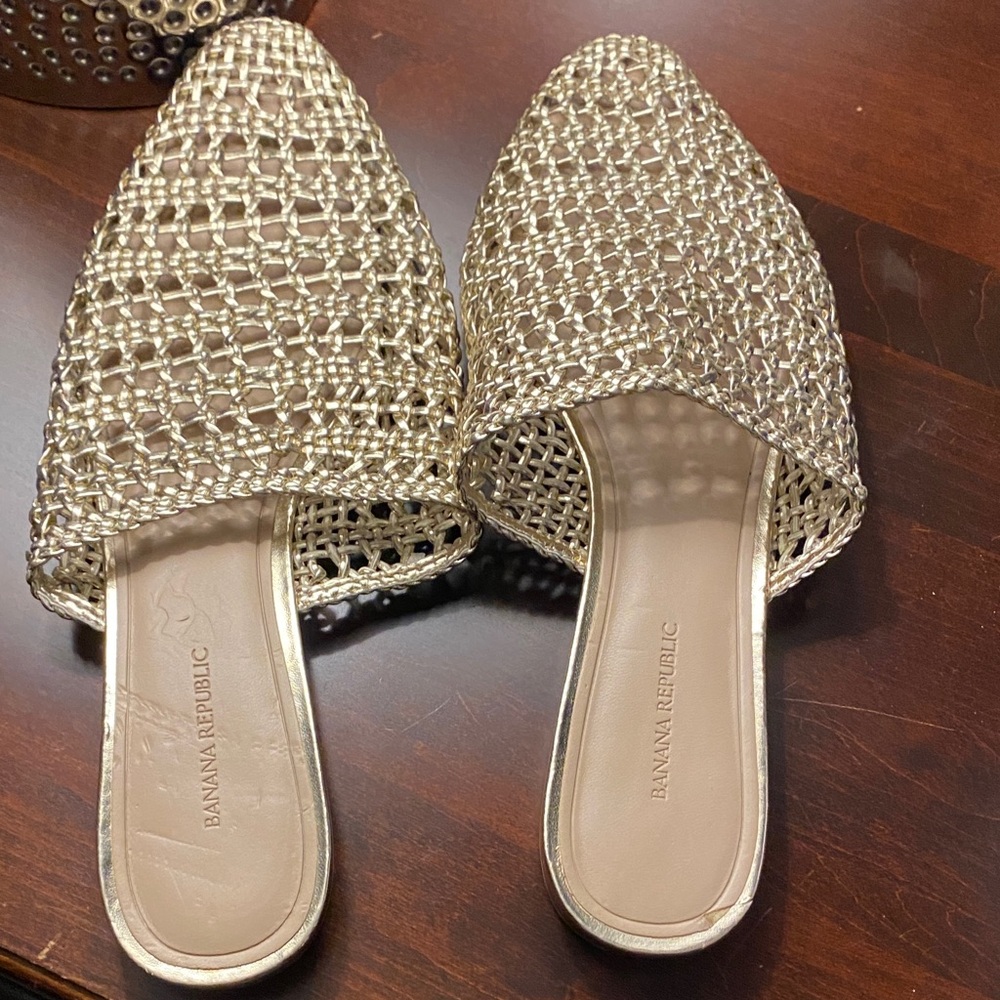 Banana Republic Gold Woven Slip-On Mules